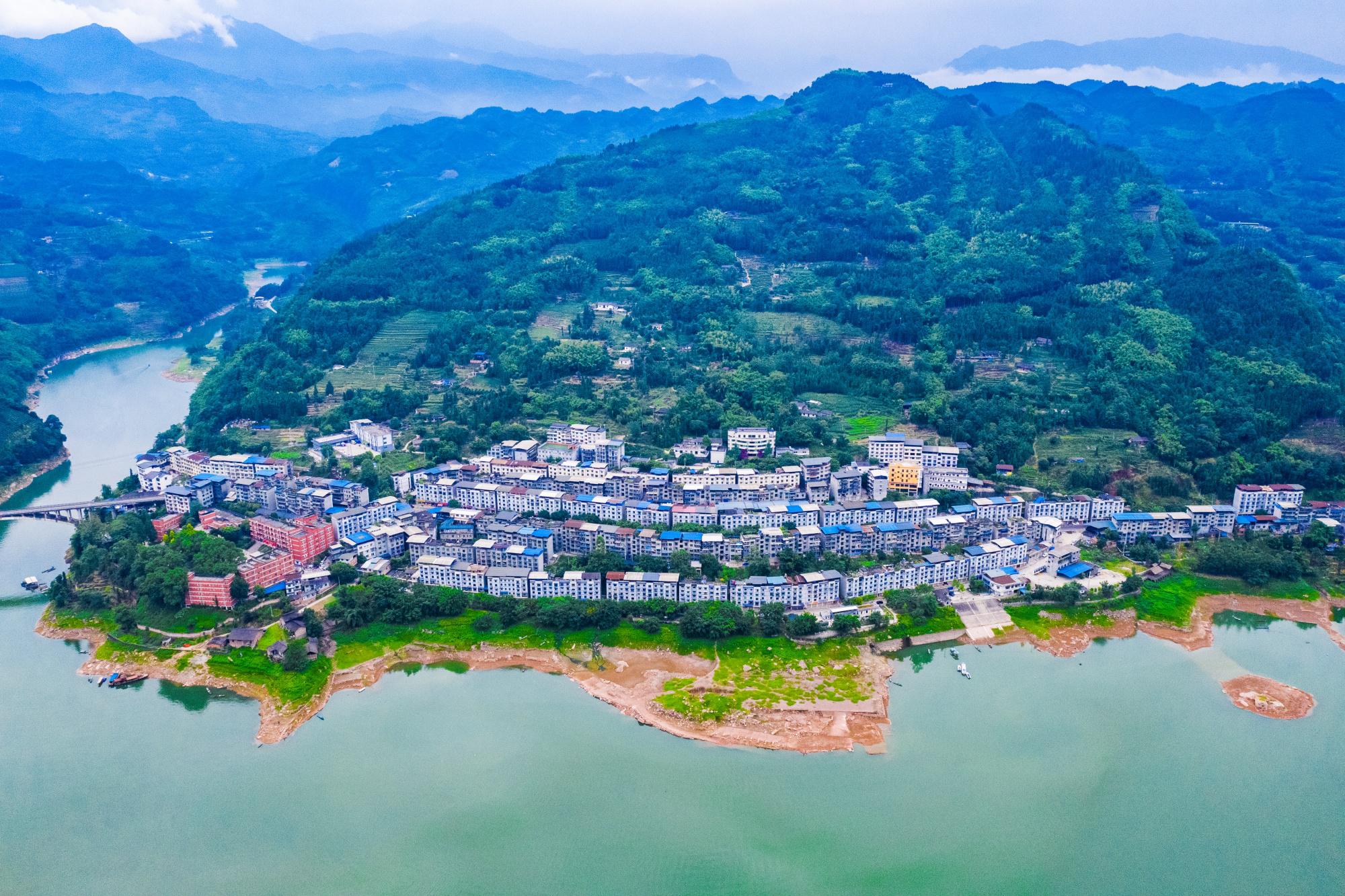 俯瞰沐川縣。沐川縣委宣傳部供圖