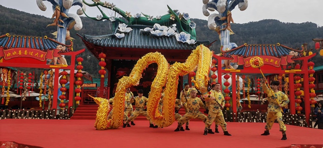 四川集中推出“千龍千獅鬧新春 歡歡喜喜過大年”春節主題文化和旅游活動。四川省文旅廳供圖