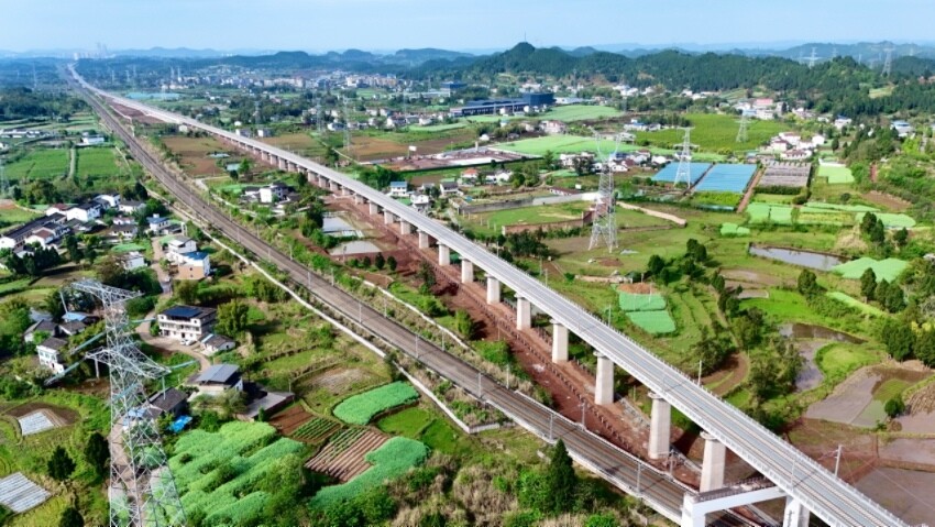 巴南高鐵。中國鐵路成都局供圖