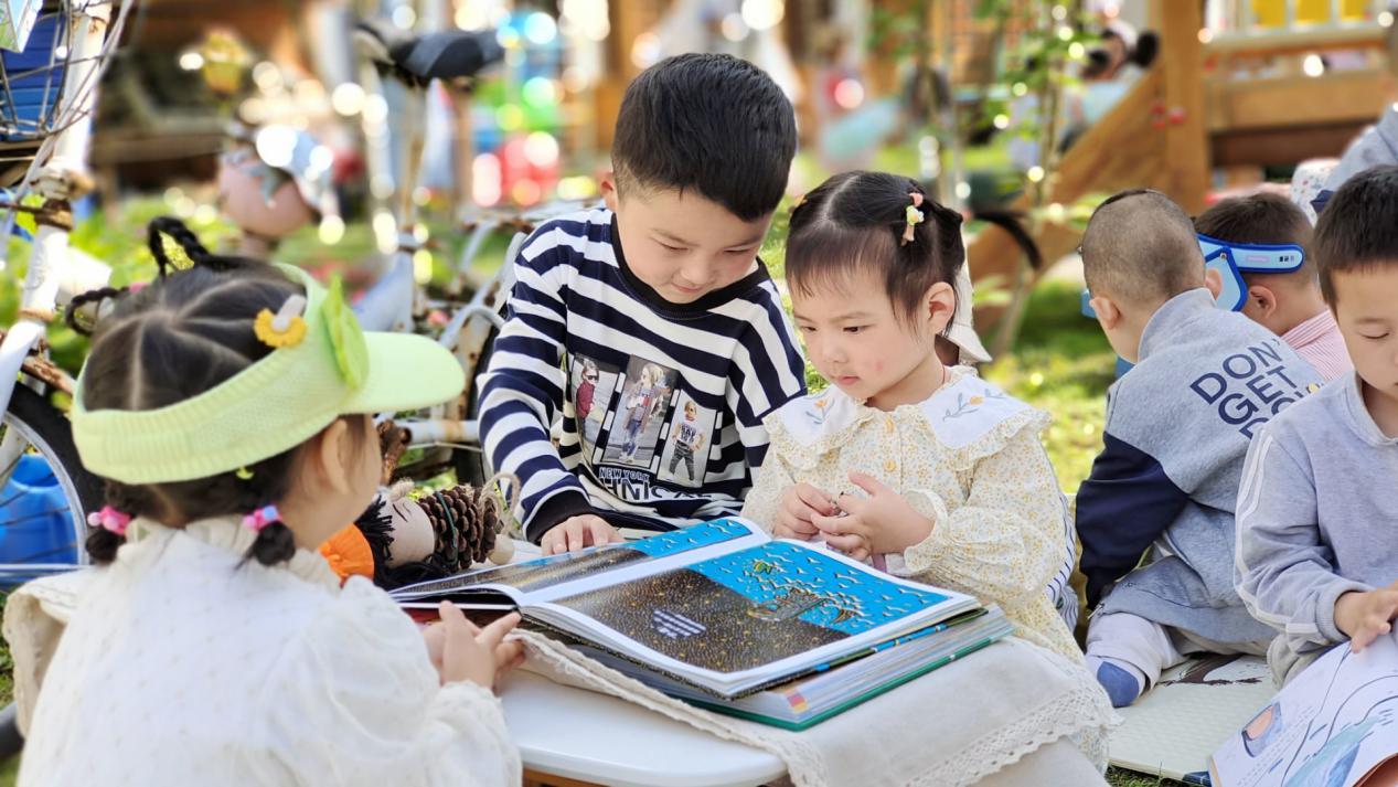 中國中鐵映秀幼兒園閱讀活動。阿壩州教育局供圖