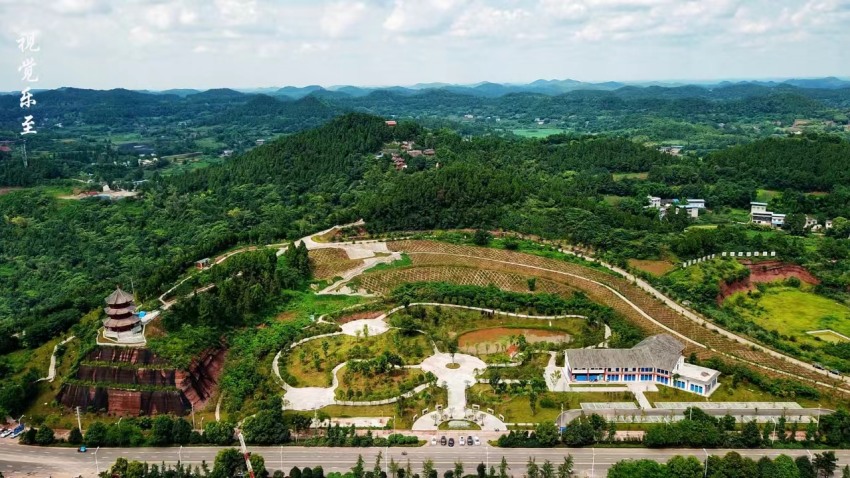 娑婆山公園。姚陽攝