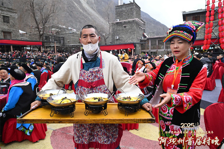 端上香噴噴的團年飯。主辦方供圖