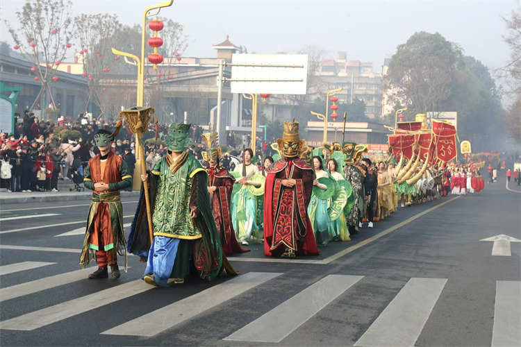 迎春巡游。廣漢市委宣傳部供圖